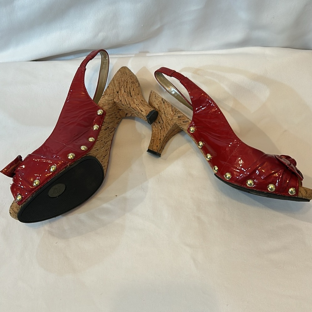Red Heels - Picture 2 of 5
